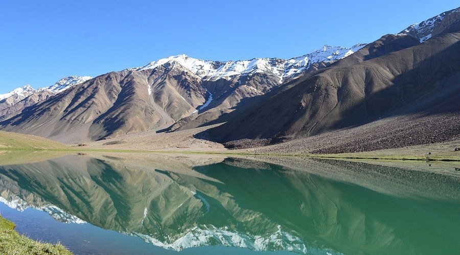 Chandratal Lake Tour Package